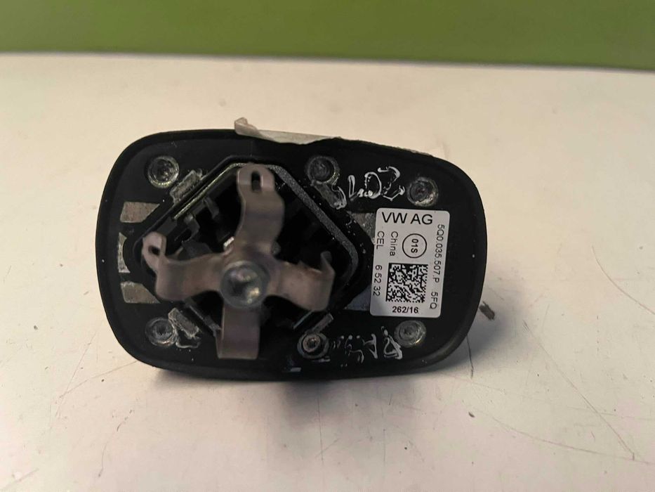 Vw Passat B8 - Antena Radio Tejadilho Barbatana - Z736