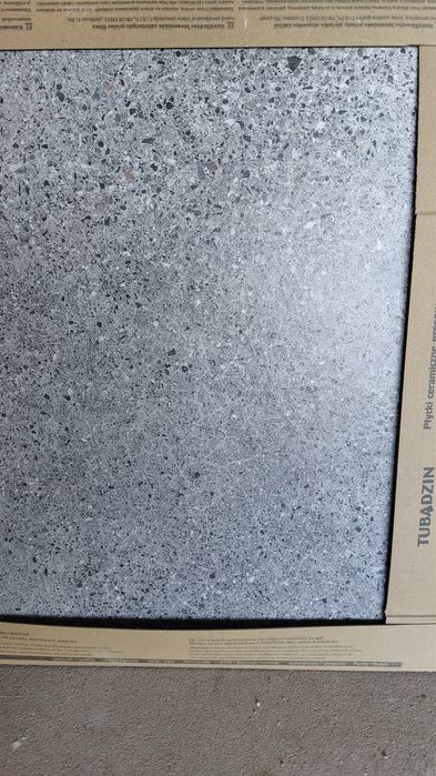 9 płytek Tubądzin Terrazzo grey MAT 59,8x59,8