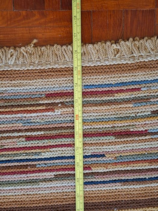 Tapetes de Arraiolos desenho moderno ou contemporâneo - Dim - 2.20 x 1.76m