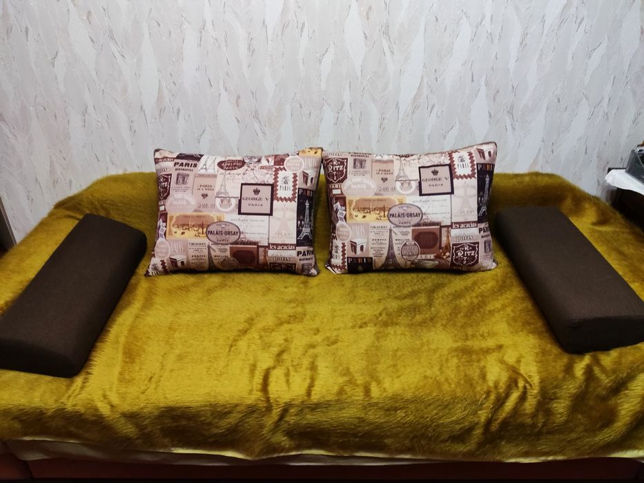 Подушки ножки для дивана кровати