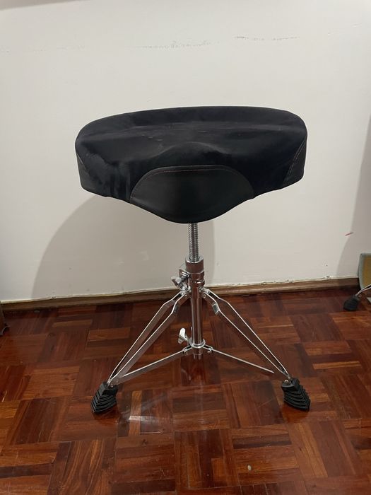 Banco para bateria Millennium