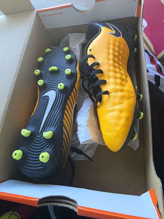 Chuteiras de criança