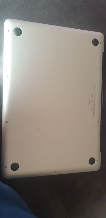 Macbook pro 13 i5 2011 em bom estado