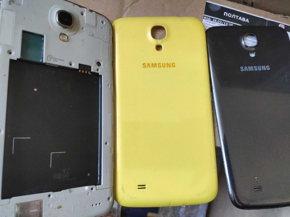 висит на заставке дефект samsung i9200