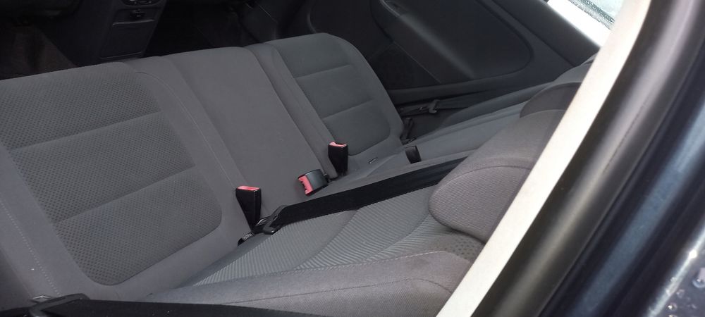 fotele komplet vw. golf 5 plus grzane europa