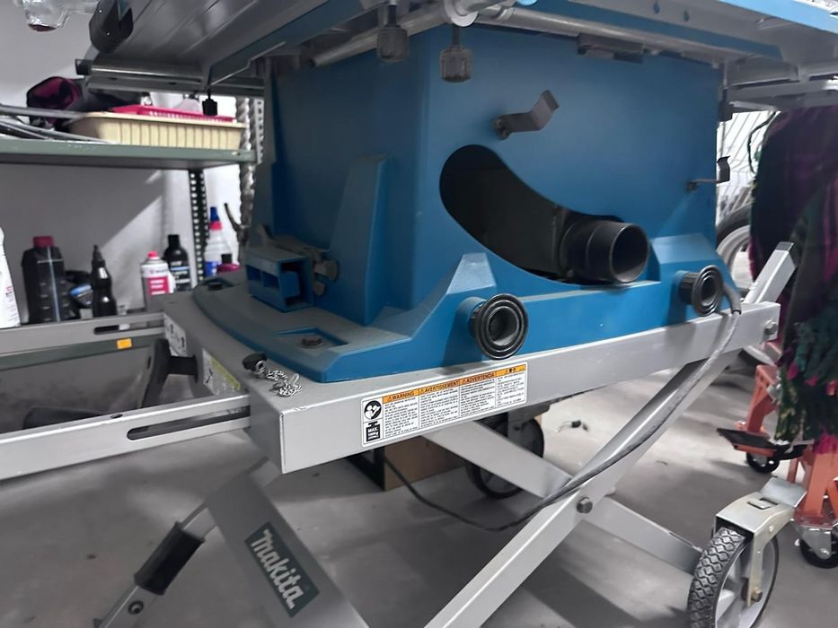 MAKITA MLT100 Piła Pilarka stołowa plus stół