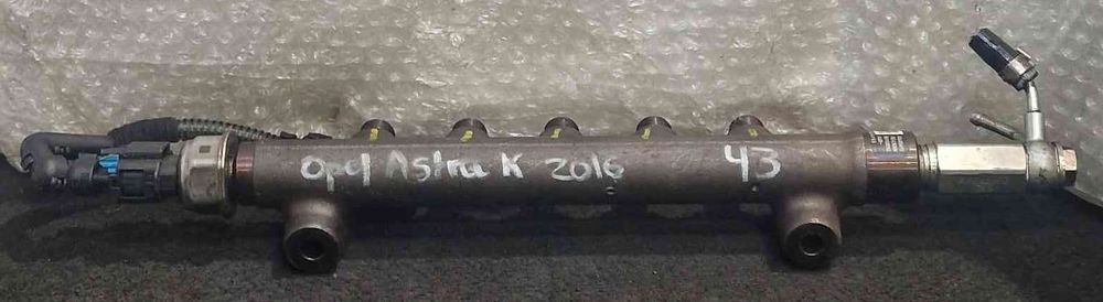 Régua de Injetores 55490702 - OPEL ASTRA K