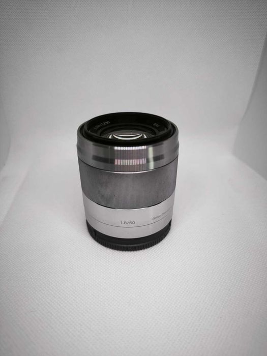 Sony Alpha 6000 Prateada + 3 Lentes + Flash Godox +Acess–Kit Completo