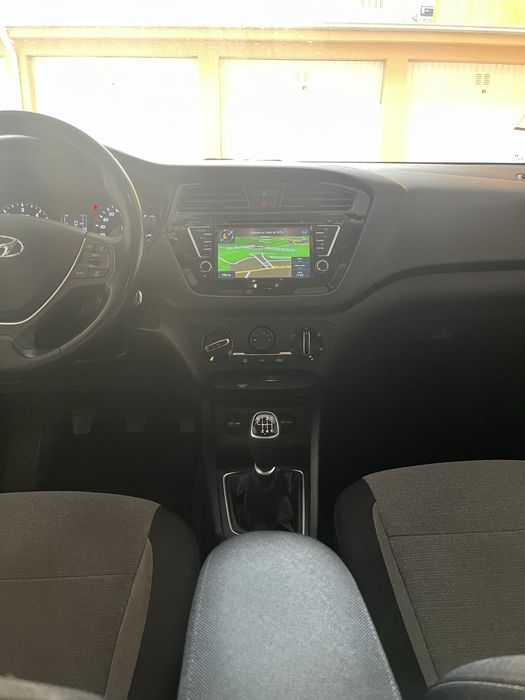 Hyundai i20 1.1 CRDI — photo 3