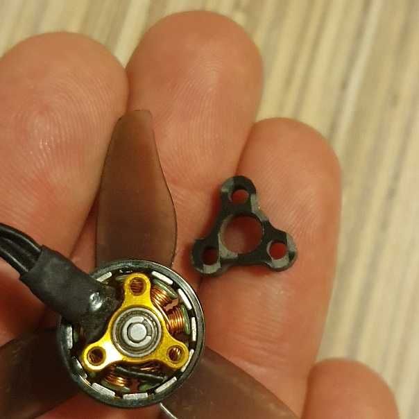 Silniczki drona 1202, 8700KV w stanie idealnym!
