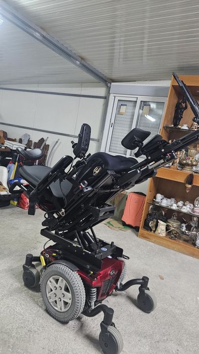 Cadeira elétrica com elevação de assento