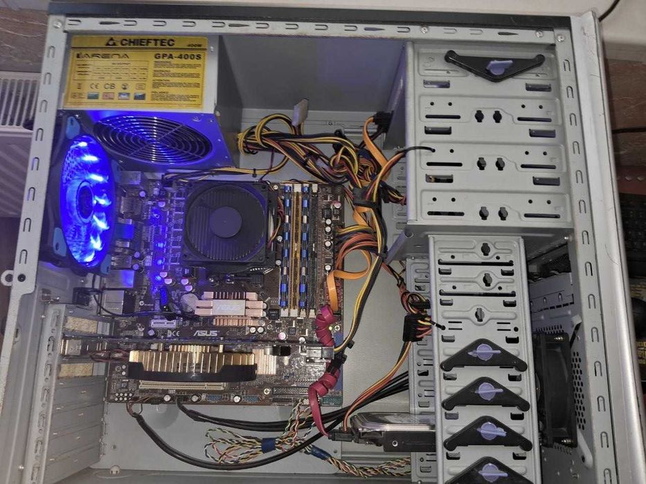 продам:
Системный блок ПК Cooler Master Elite 331