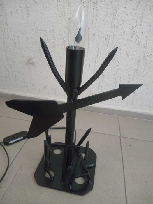 Lampka ozdobna biurkowa motyw Metal Muzyka