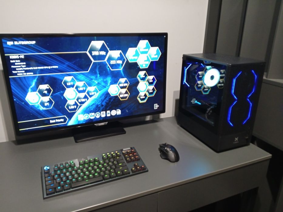 Ігровий компютер з монітором 32 дюйм