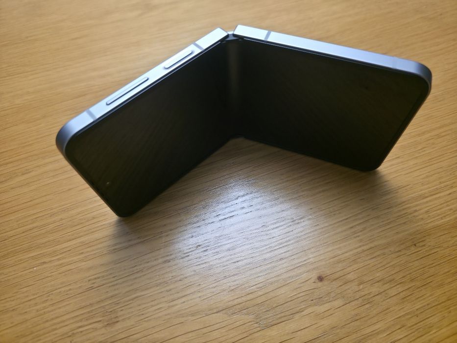 Samsung Galaxy Z Flip6 POLECAM!!!