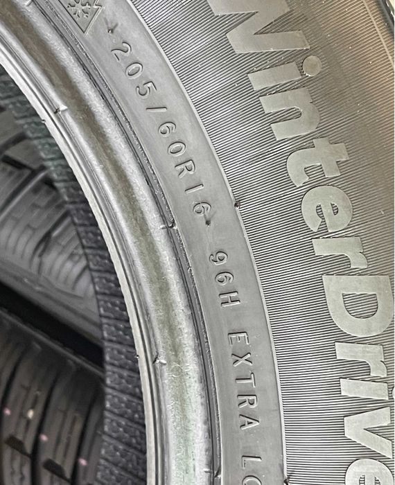 Автошини колеса резина 205/60 R16 Seat Winter Drive зимові 2023 рік