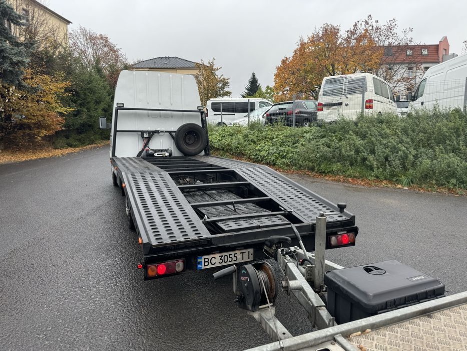 Продам эвакуатор Mercedes Sprinter 2.7  316 CDI