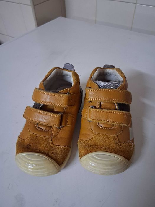 Sapato Biomecanics 24