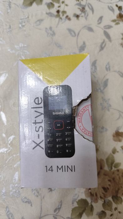 Кнопочний телефон з українською мовою Sigma 14 mini
