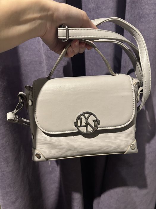 Продам жіночу сумку