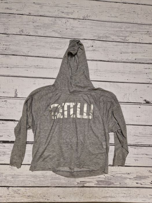 Robert Kupisz bluza kangorka logo