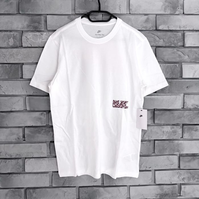 Koszulka t-shirt nike air max swoosh central logo tee biała white tech drill sb