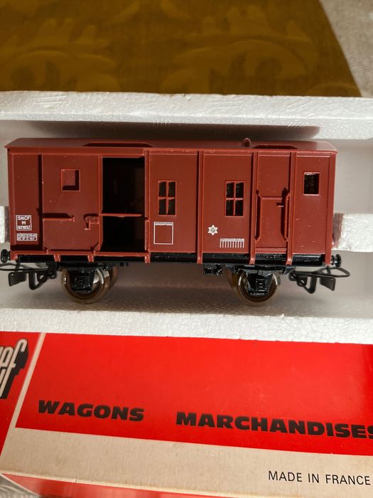 Carruagem de mercadoria Jouef 6480