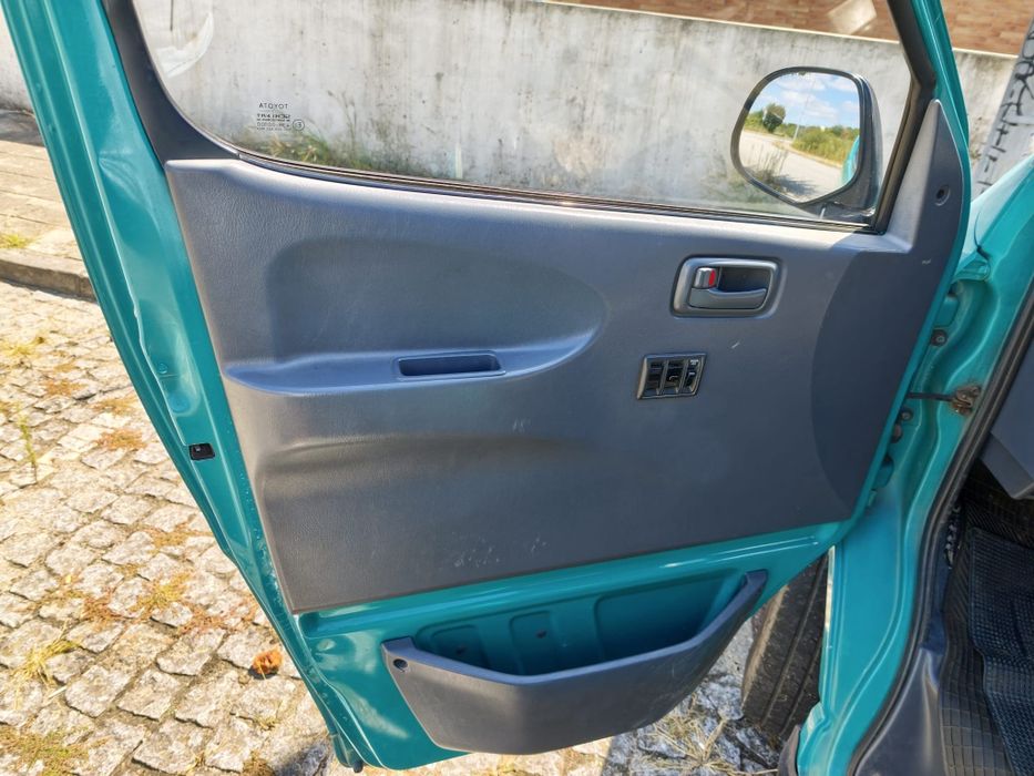 Carrinha Toyota Hiace  ano 98