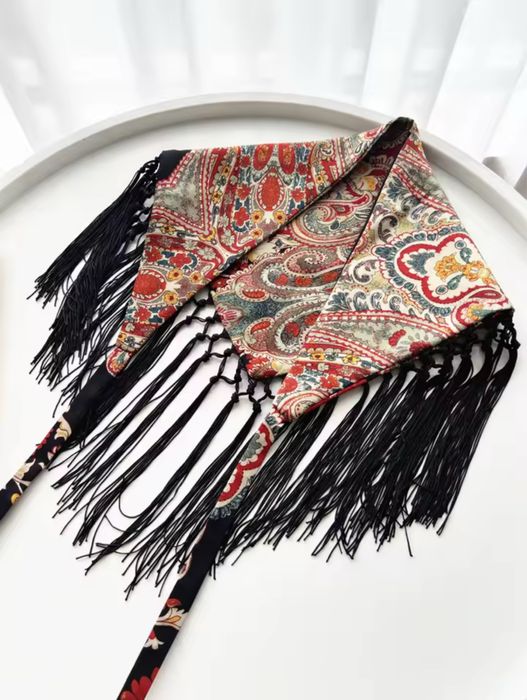 Етнічна хустка-бандана з бахромою