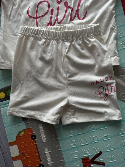 Літній костюмчик для дівчинки