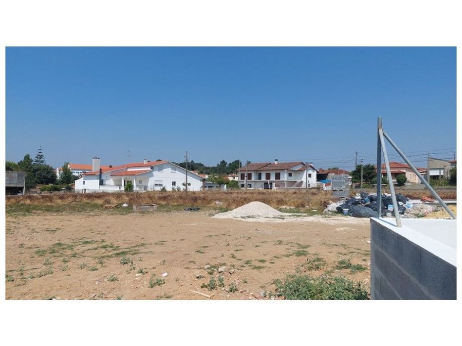 Terreno para construção nos Pinheiros - Leiria