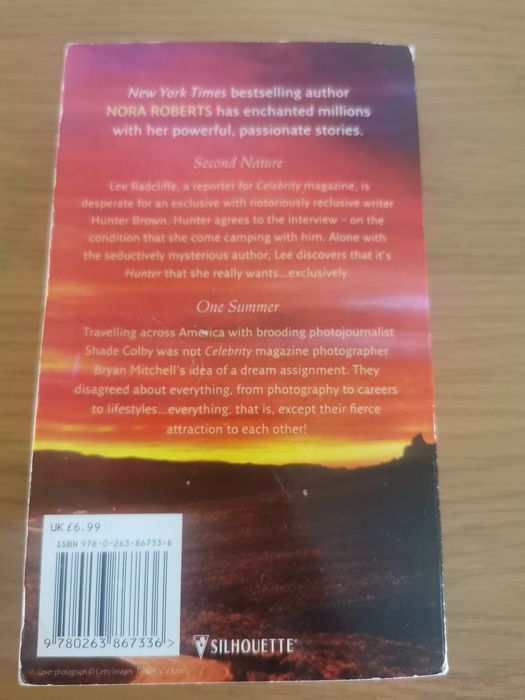 Livro "Summer Pleasures" de Nora Roberts