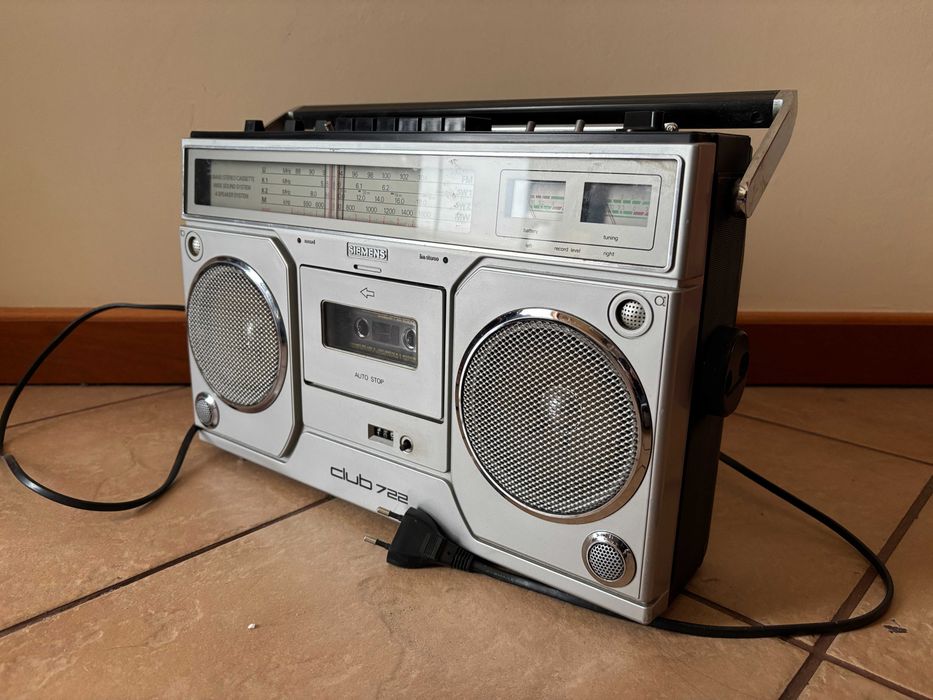 Radiomagnetofon SIEMENS CLUB 722