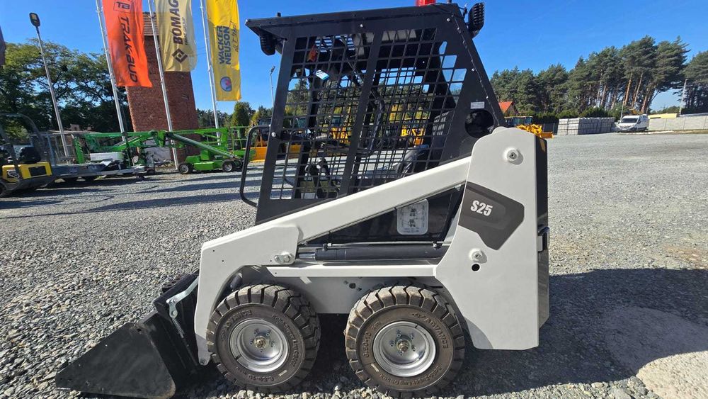 Mini ładowarka S25 LGCM 4x4 Kubota 2026 | Gwarancja | (wacker jcb schaeff weidemann schaffer avant case kramer bobcat)