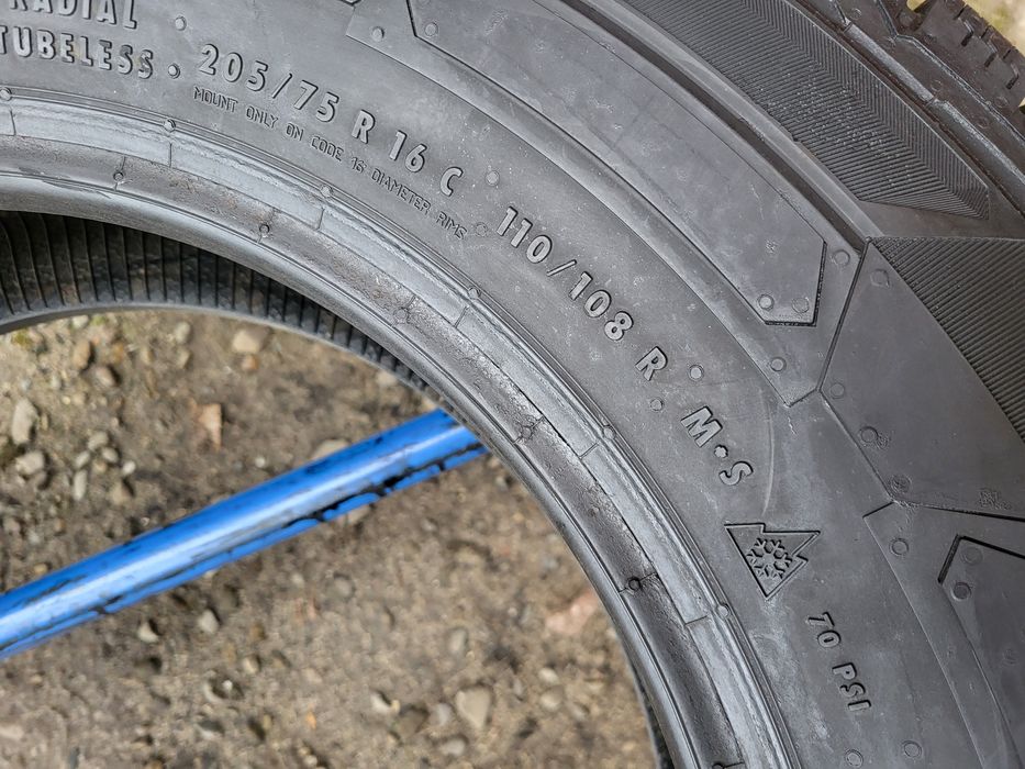 205/75/16C R16C Continental VanContact Winter 2шт ціна за 1шт шини