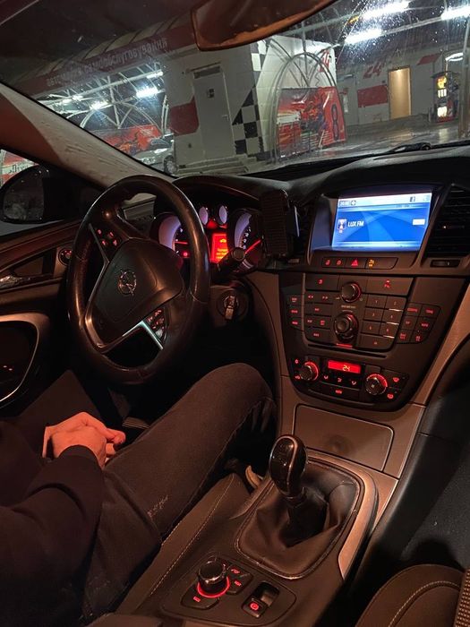 Авто Opel Insignia 2010 р