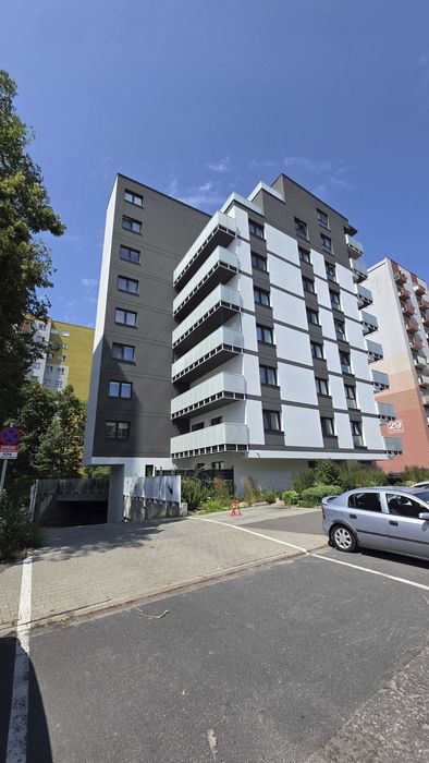 miejsce postojowe w hali, Górczyn, ul.Jarachowskiego (przy ul.Palacza) - Widok 4