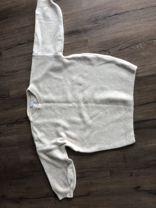 Swetr bardzo szeroki