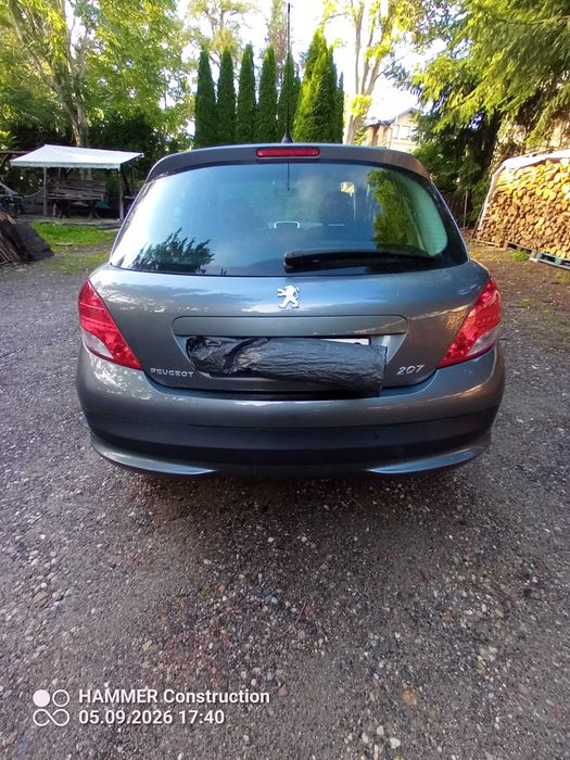 Peugeot 207 1.4 benzyna