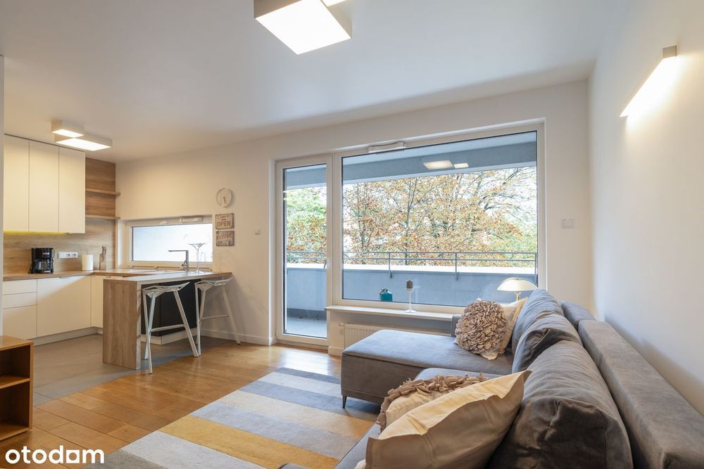 Urokliwy 3 pokojowy apartament na Wojskowej 7