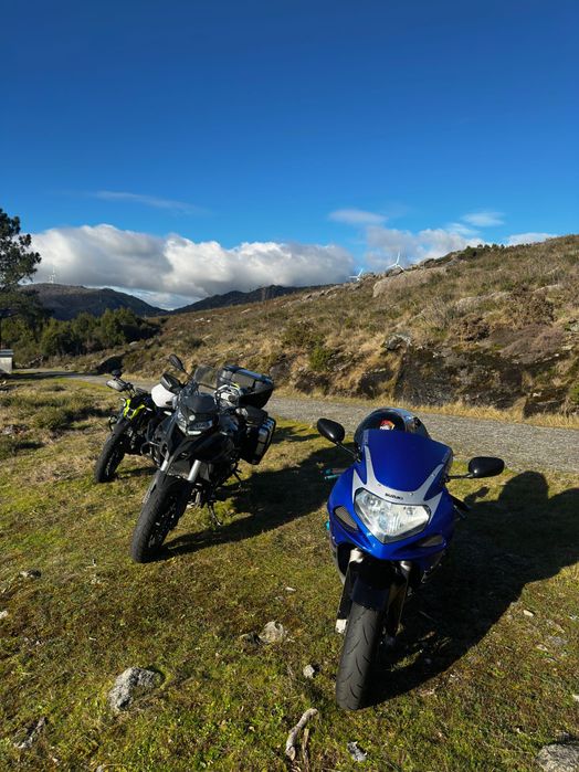 Gsx R 600 modelo k2