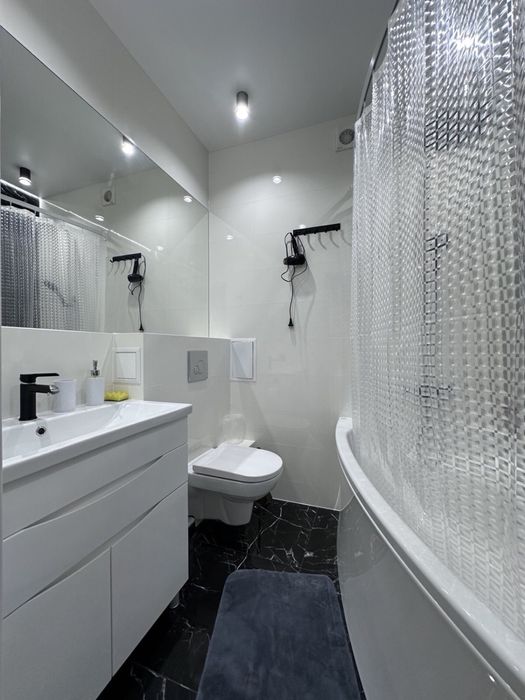 Подобово. Височана 18 Парковка..Центр. Нова