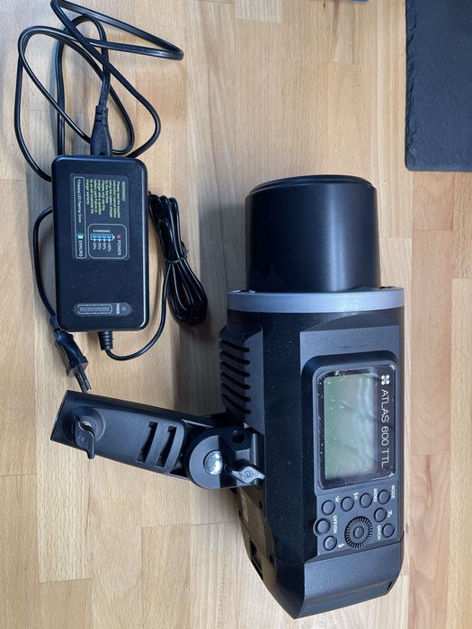 Mobilna Lampa Quadralite Atlas 600 TTL