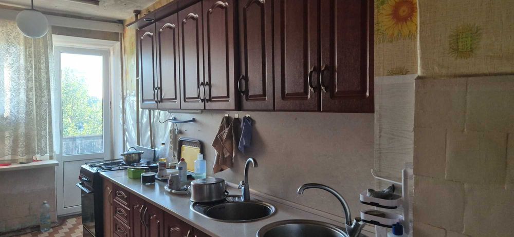 Продам кімнату в гуртожитку Центр