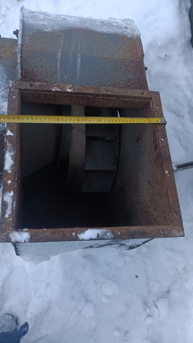 Вытяжка улитка большая