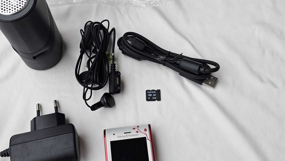 Sony Ericsson W595 Flower + Full Zestaw BDB Stan