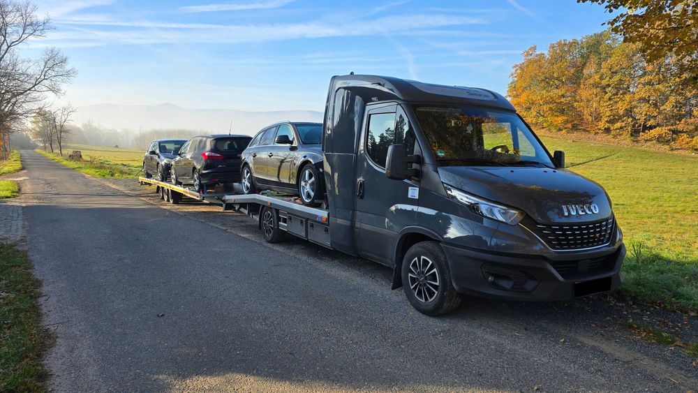 Transport Holowanie Autolaweta Pomoc drogowa Jelenia Góra Europa