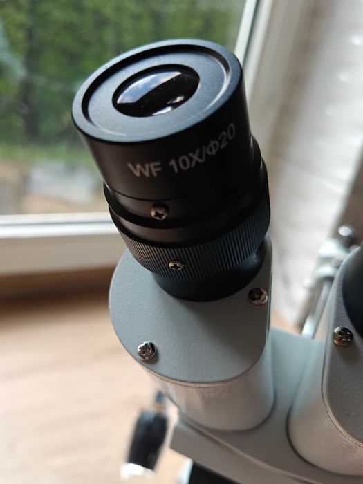 Mikroskop optyczny Swift SS-41 20 x