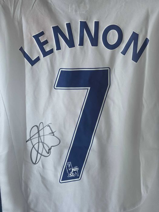 Aaron Lennon oryginalny autograf na koszulce Tottenham