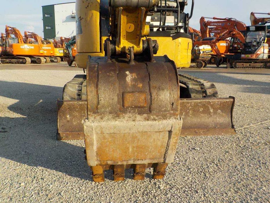 Экскаватор гусеничный CAT 303C SR